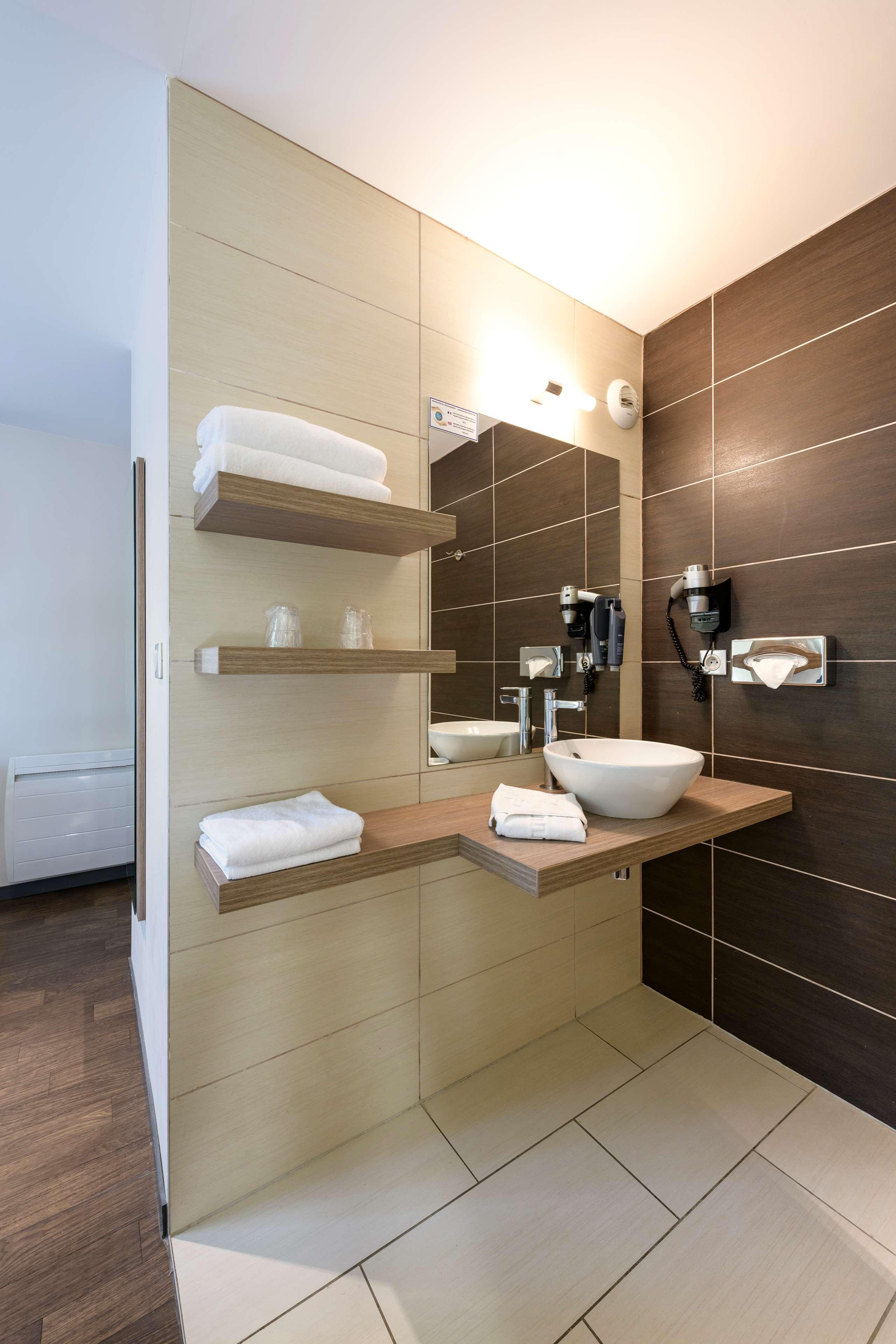 Sure By Western Reims Nord Hotel
